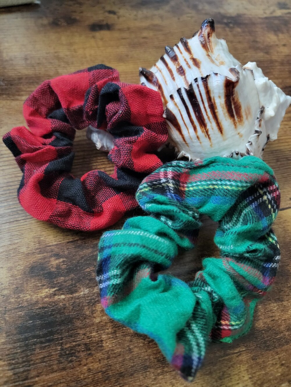 2pcs Plaid Scrunchie Set - Red & Green